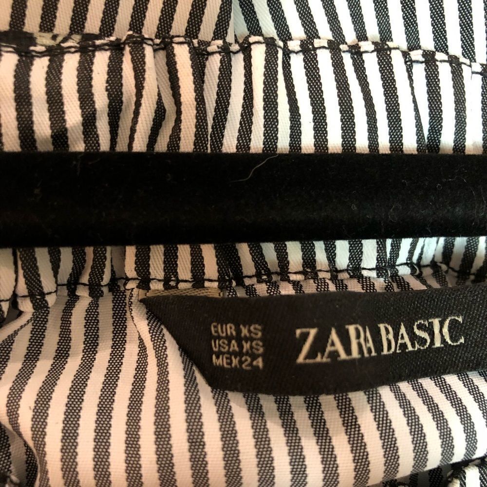 Zara blouse  - Picture 3 of 4